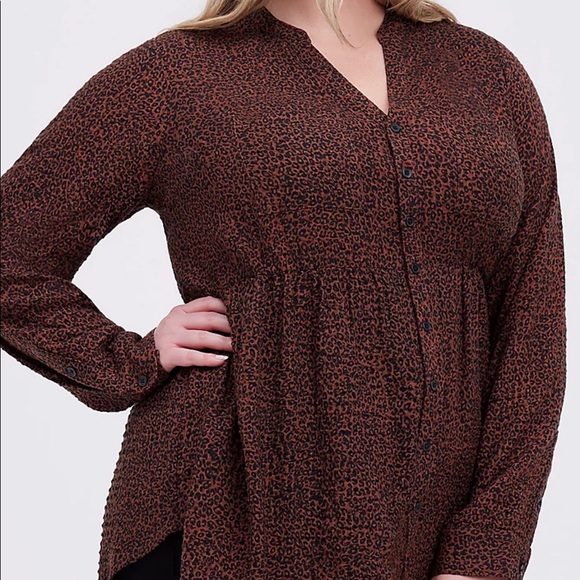 torrid Tops - Torrid Emma Babydoll Tunic - Crinkle Flannel Mini Leopard